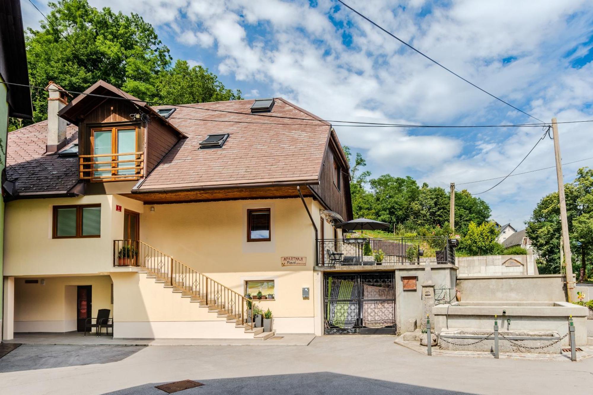 Apartmaji Mausi Bovec Bagian luar foto